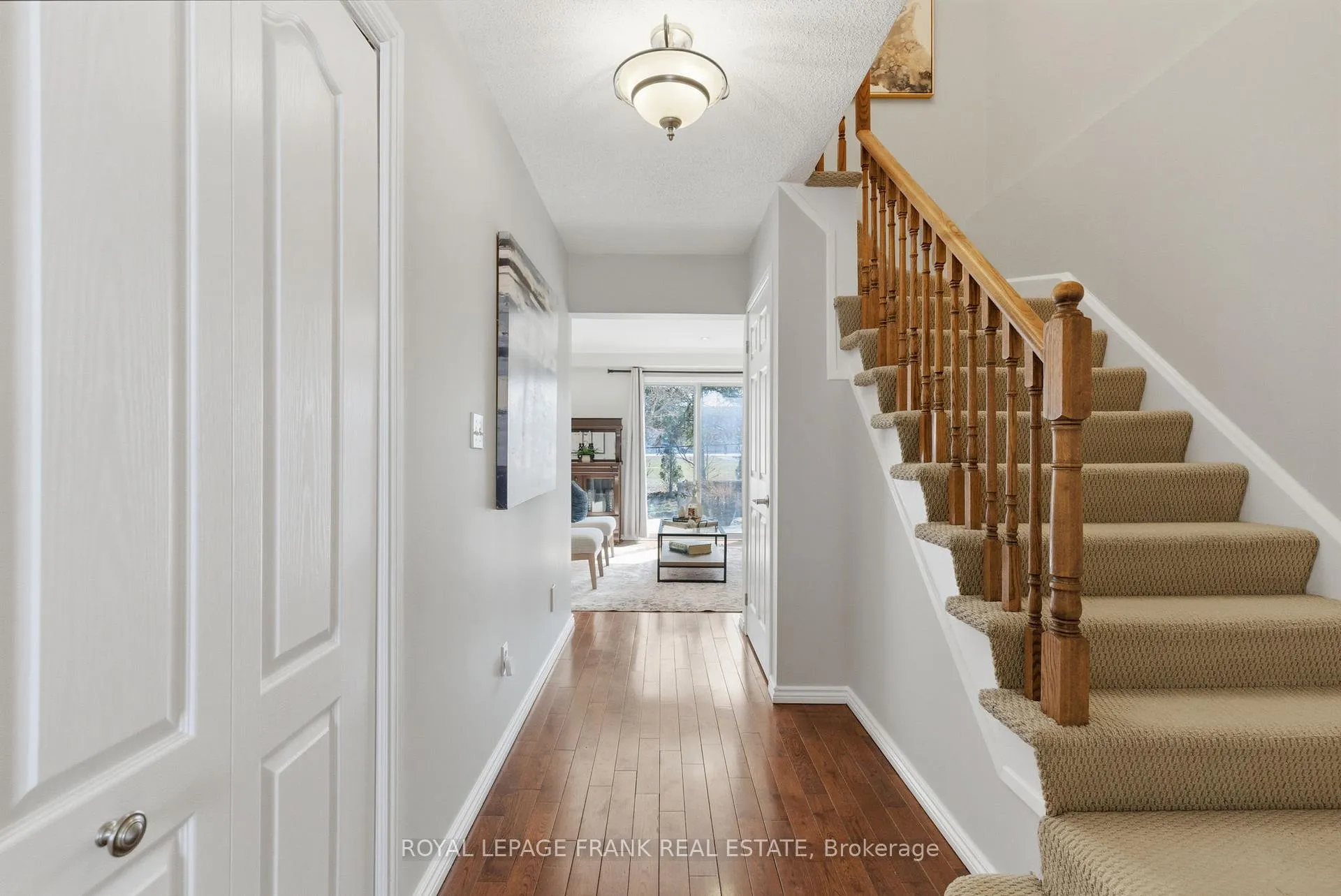 Photo 16 of 15 Maxwell Court, Clarington, Bowmanville — HOMEH