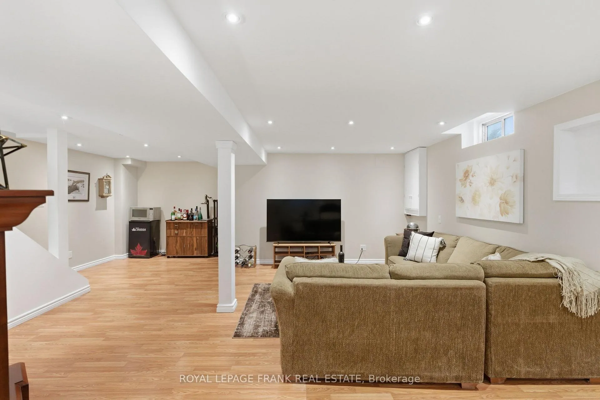 Photo 28 of 15 Maxwell Court, Clarington, Bowmanville — HOMEH