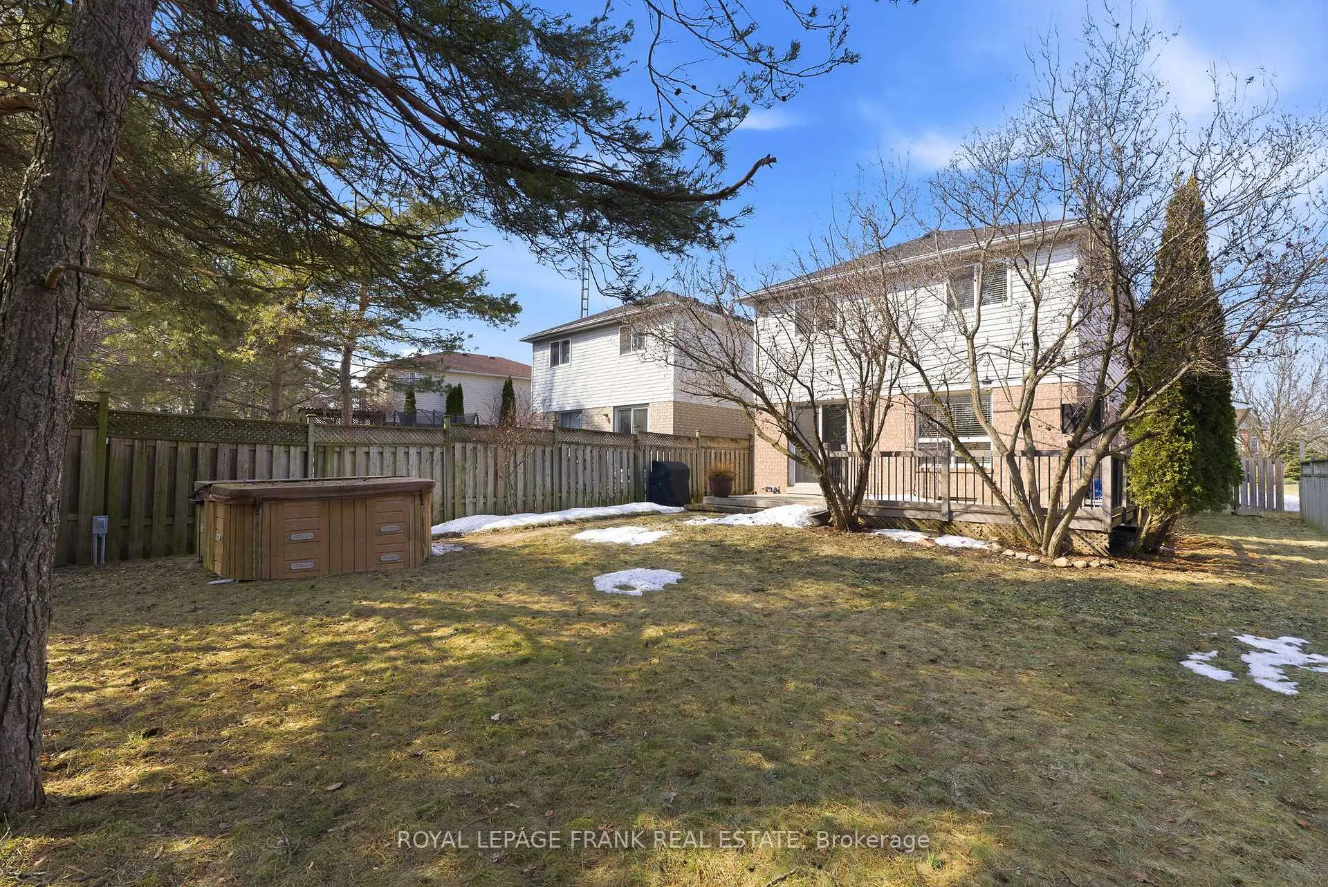 Photo 29 of 15 Maxwell Court, Clarington, Bowmanville — HOMEH