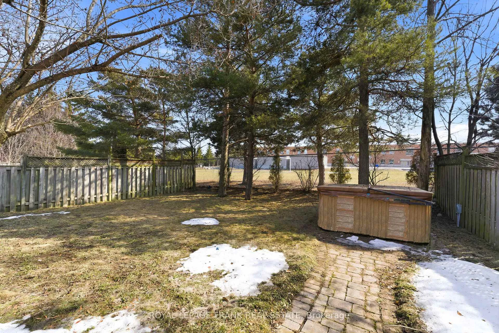 Photo 30 of 15 Maxwell Court, Clarington, Bowmanville — HOMEH
