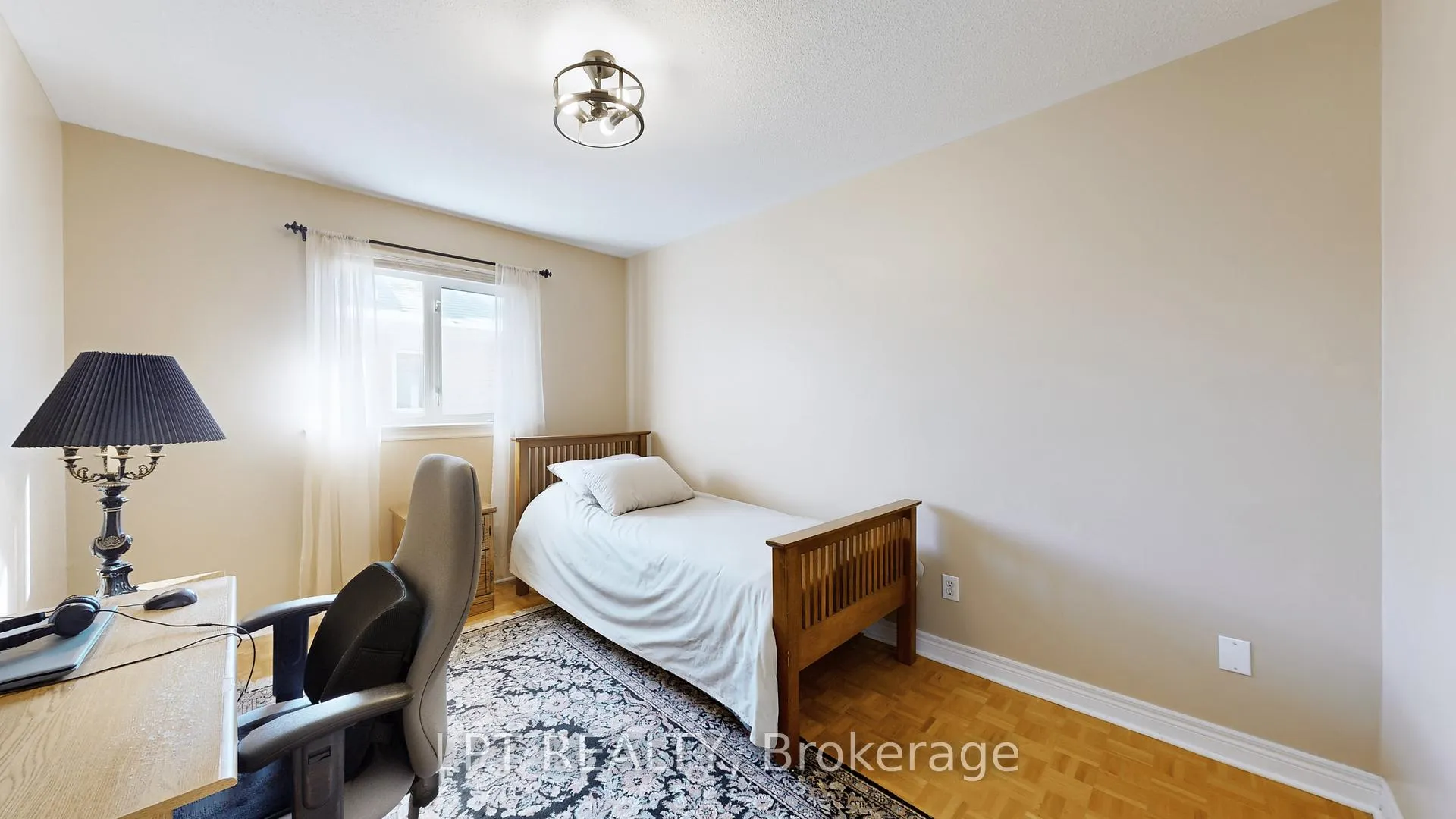 Photo 17 of 1887 Fairport Road, Pickering, Dunbarton — HOMEH