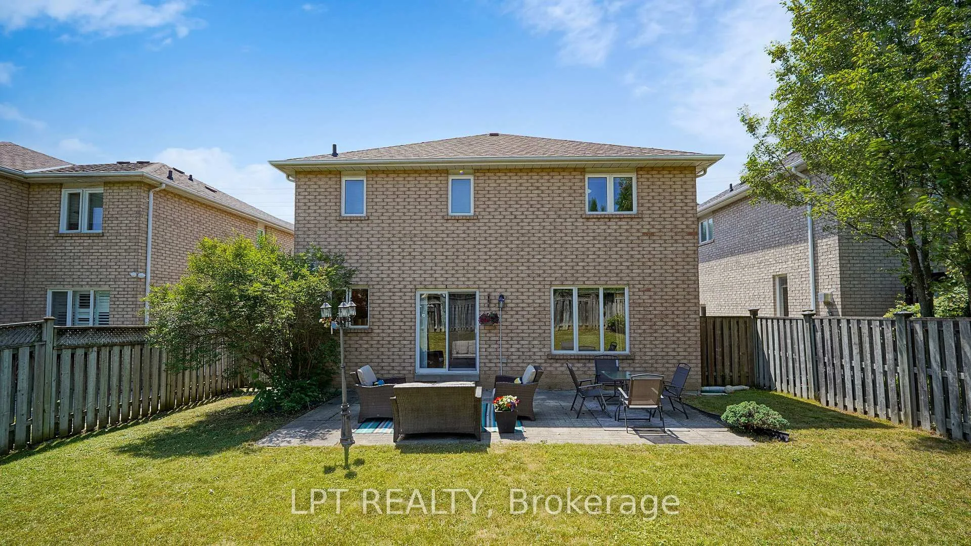Photo 26 of 1887 Fairport Road, Pickering, Dunbarton — HOMEH