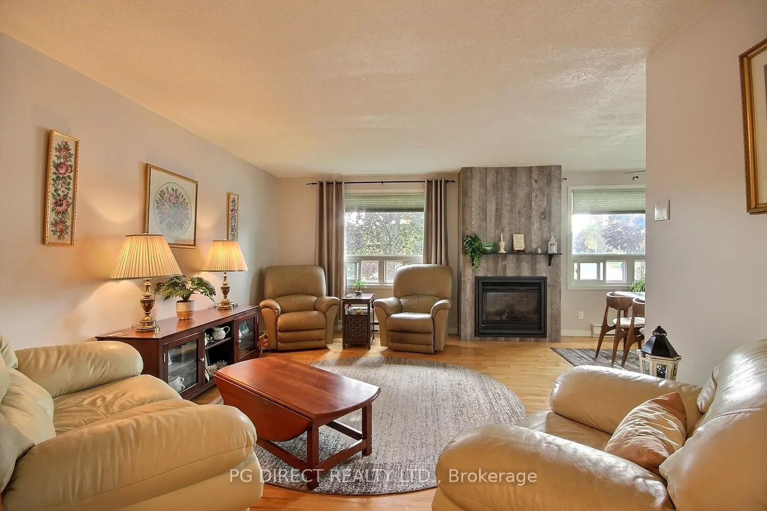 Photo 3 of 29 Patrick Street, Quinte West, Trenton Ward — HOMEH