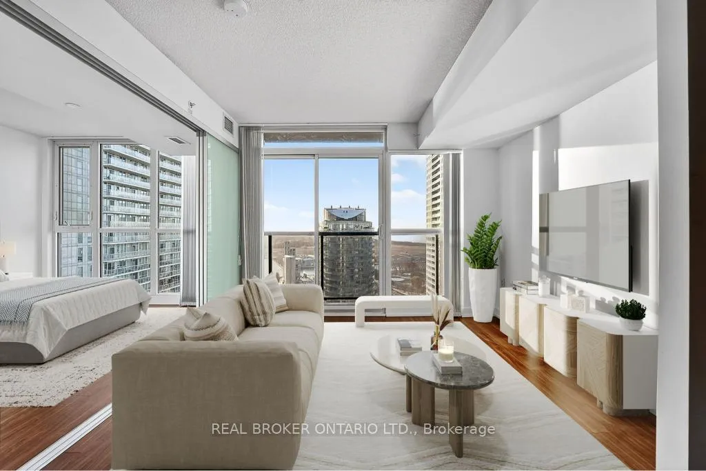 Photo 13 of Unit 3105, 85 Queens Wharf Road, Toronto, Waterfront Communities — HOMEH