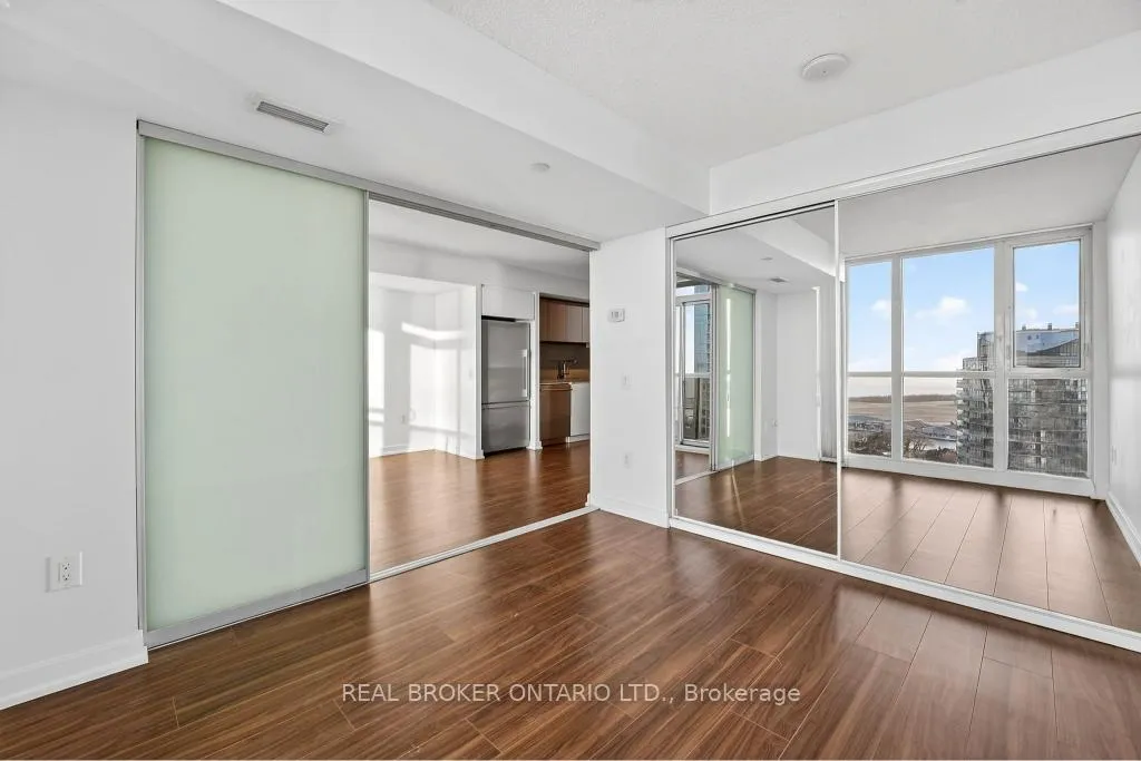 Photo 20 of Unit 3105, 85 Queens Wharf Road, Toronto, Waterfront Communities — HOMEH
