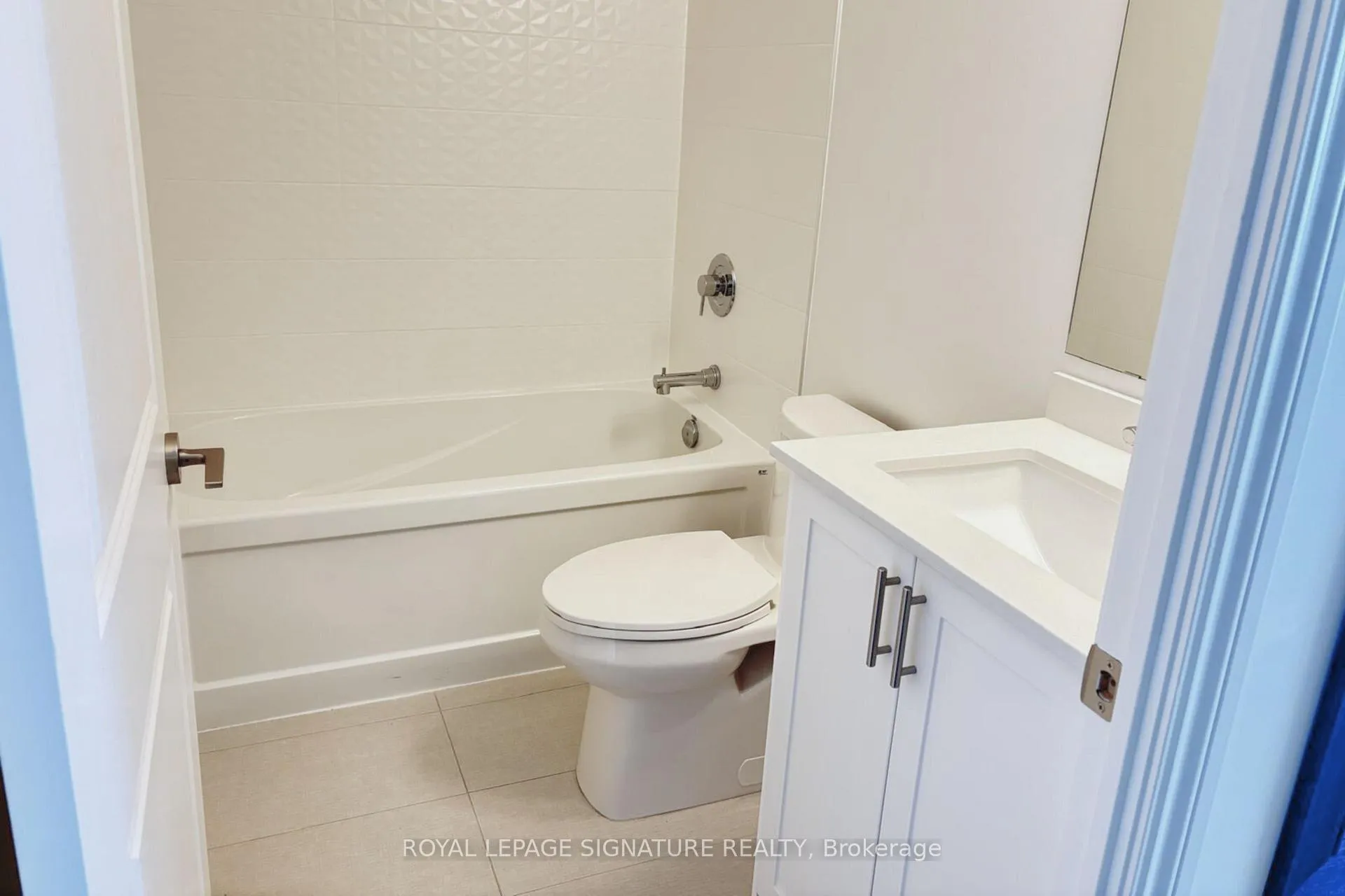 Photo 9 of Unit 418, 1050 Main Street E, Milton, Dempsey — HOMEH