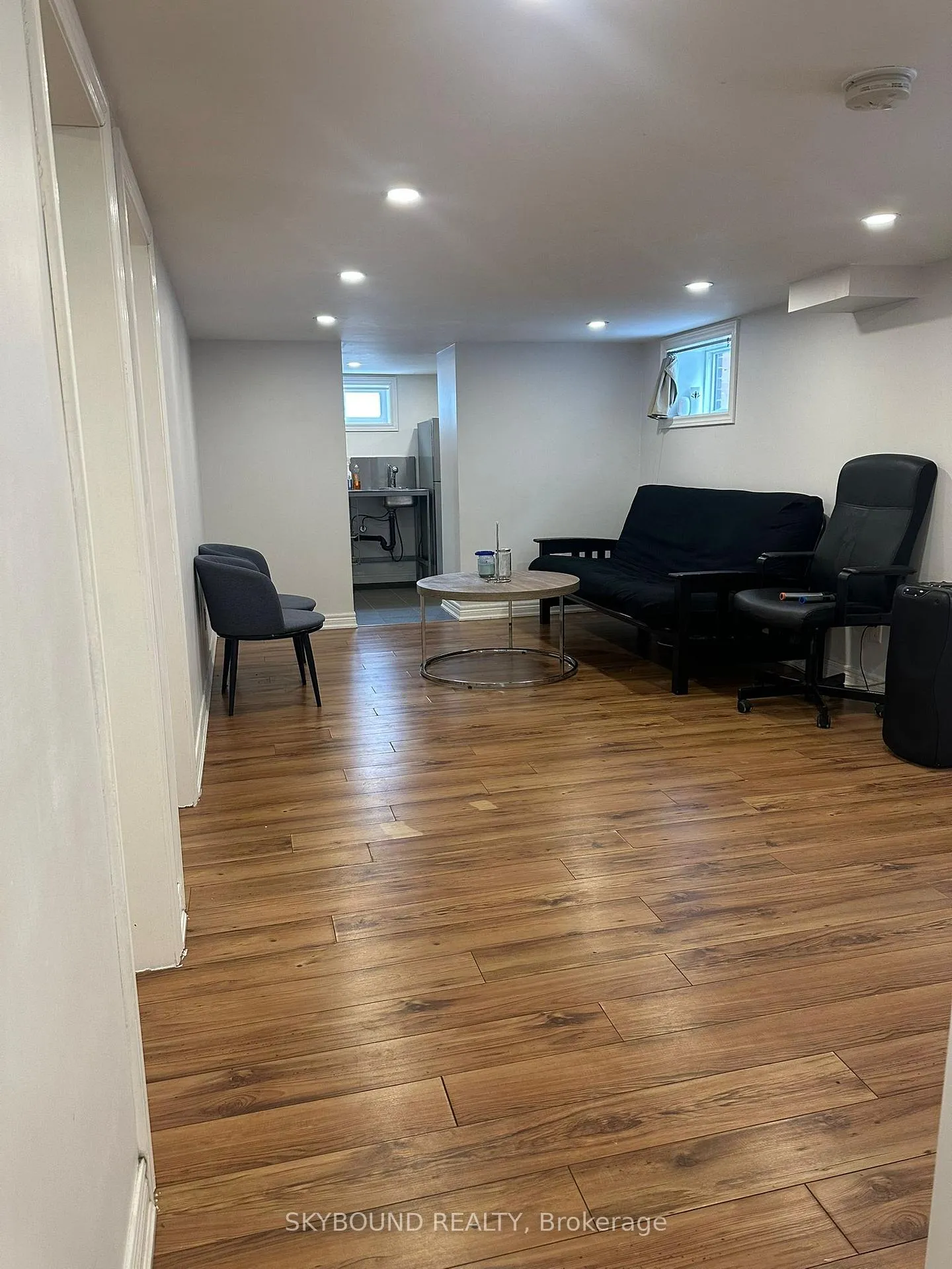 Photo 2 of Unit Lower, 19 Midburn Avenue, Toronto, Crescent Town — HOMEH