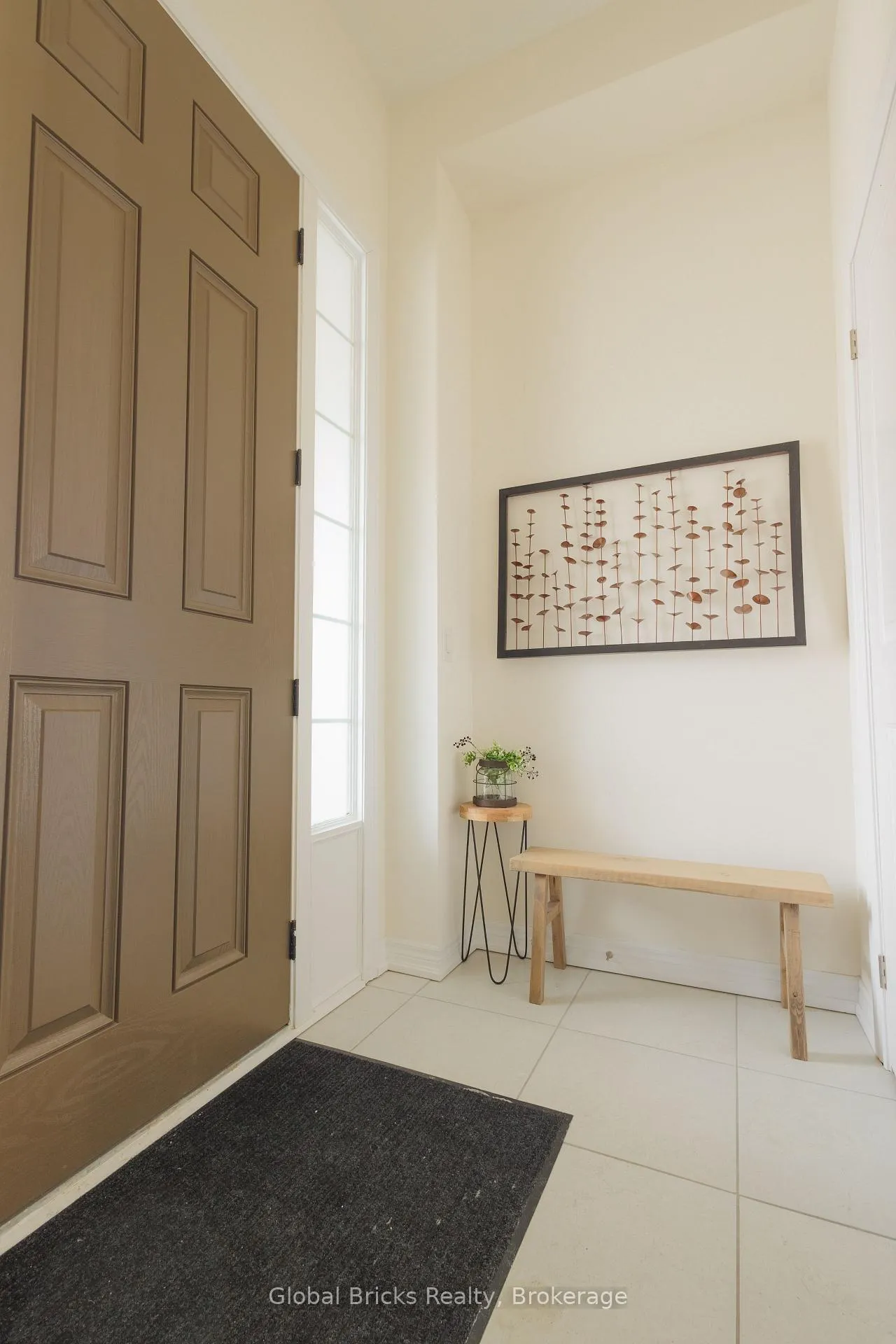 Photo 3 of 192 Broadacre Drive, Kitchener — HOMEH