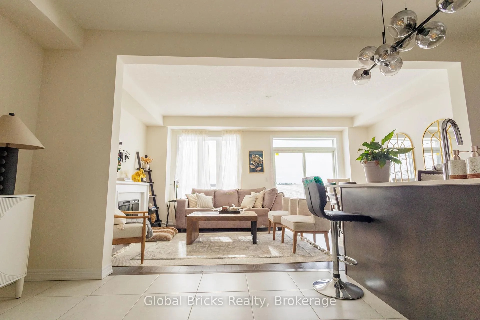 Photo 6 of 192 Broadacre Drive, Kitchener — HOMEH