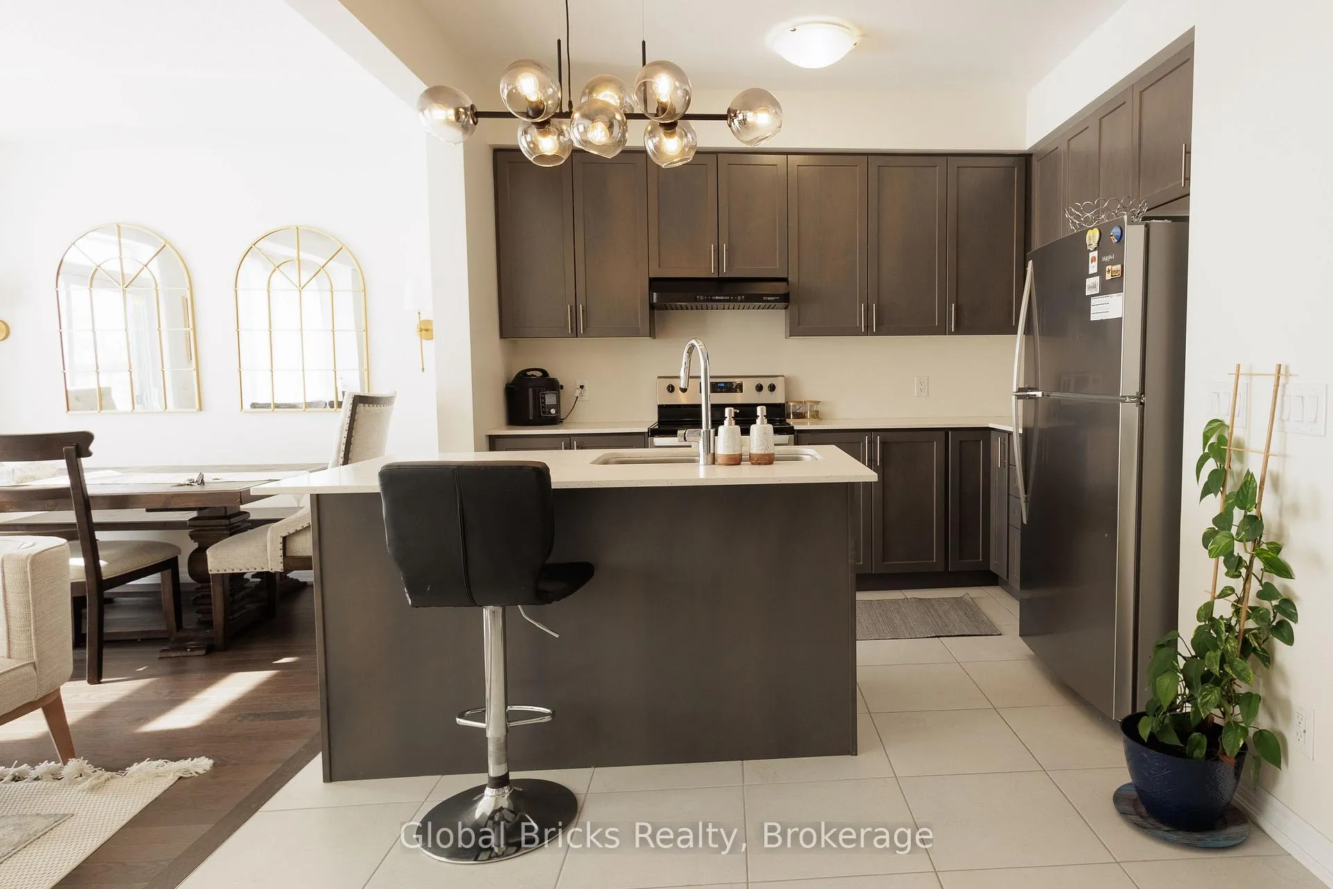 Photo 11 of 192 Broadacre Drive, Kitchener — HOMEH