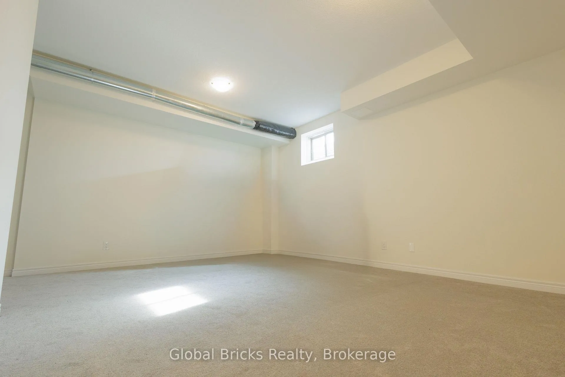 Photo 39 of 192 Broadacre Drive, Kitchener — HOMEH