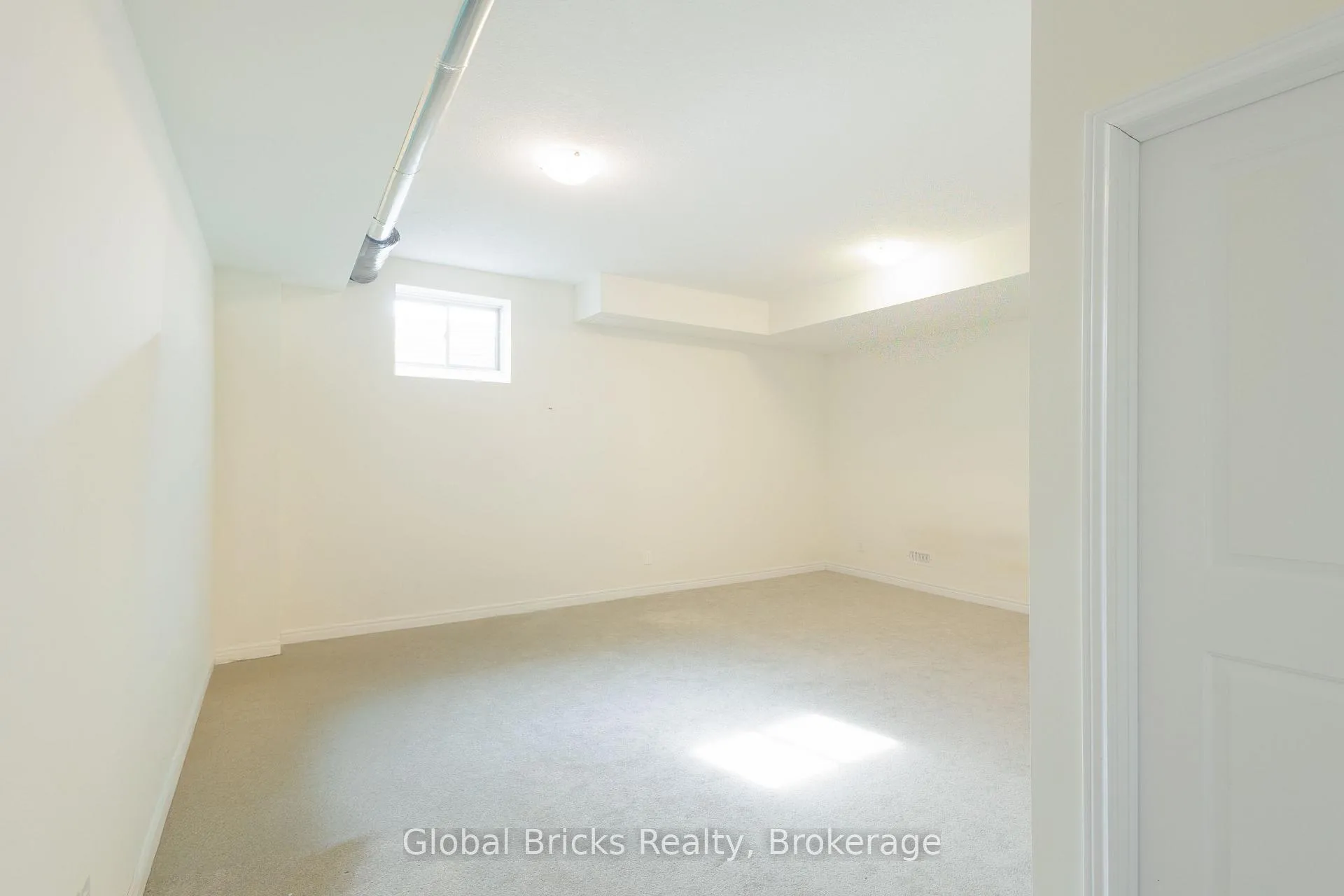 Photo 42 of 192 Broadacre Drive, Kitchener — HOMEH