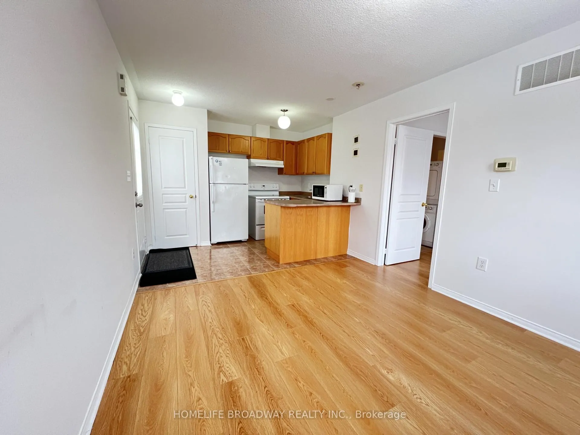 Photo 4 of Unit (Coach House), 36 Hosta Avenue, Markham, Cornell — HOMEH
