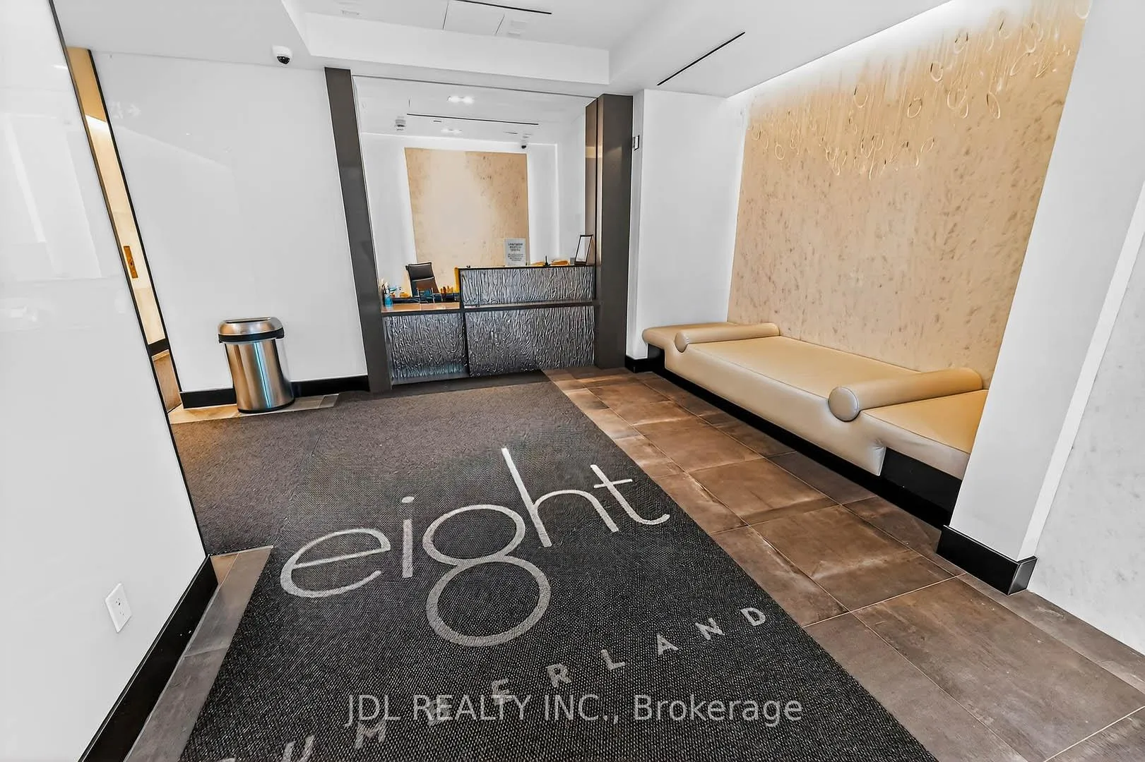 Photo 6 of Unit 2804, 8 Cumberland Street, Toronto, The Annex — HOMEH