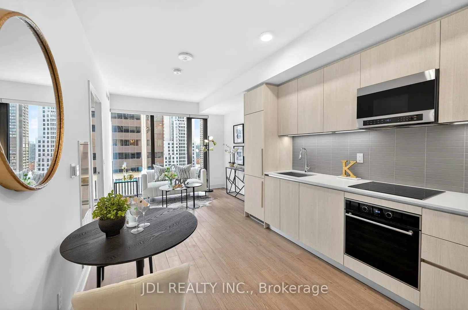 Photo 8 of Unit 2804, 8 Cumberland Street, Toronto, The Annex — HOMEH