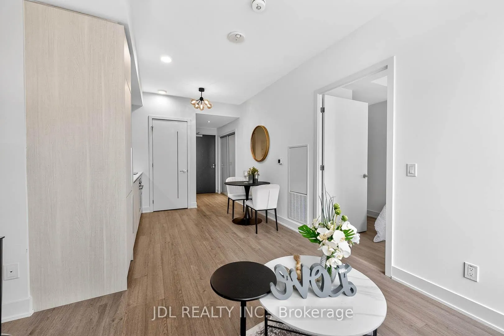 Photo 15 of Unit 2804, 8 Cumberland Street, Toronto, The Annex — HOMEH