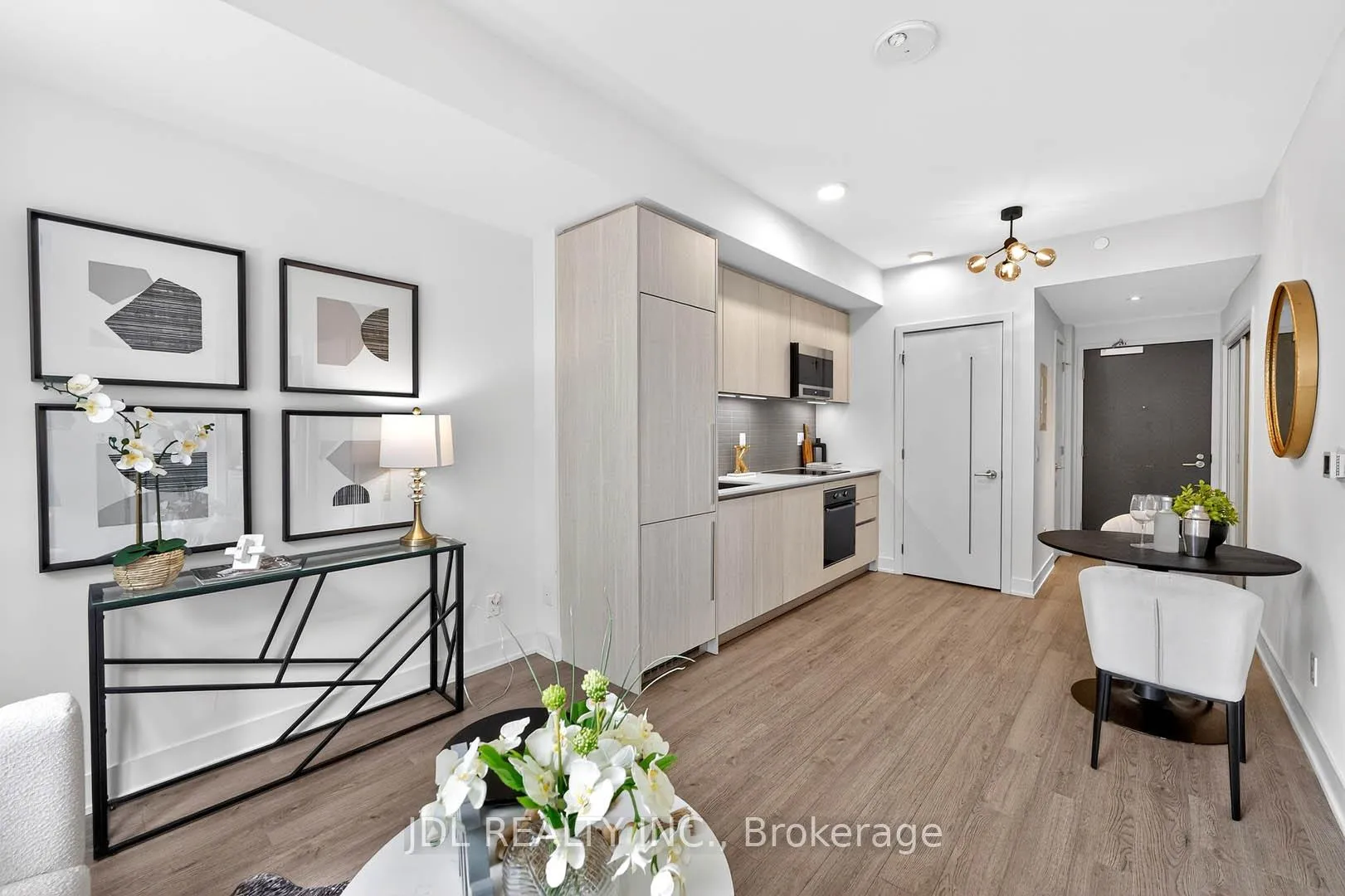Photo 16 of Unit 2804, 8 Cumberland Street, Toronto, The Annex — HOMEH
