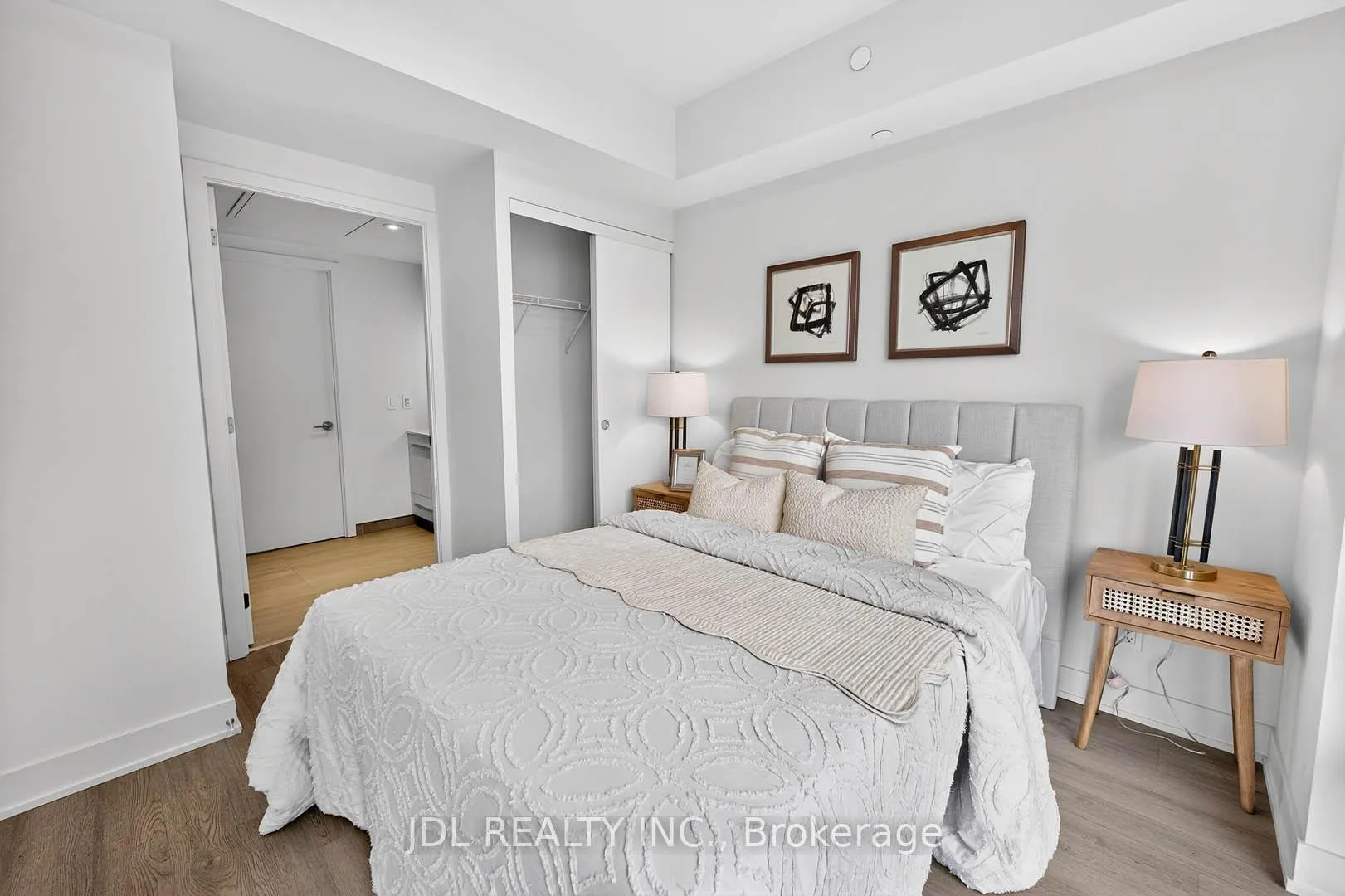 Photo 23 of Unit 2804, 8 Cumberland Street, Toronto, The Annex — HOMEH
