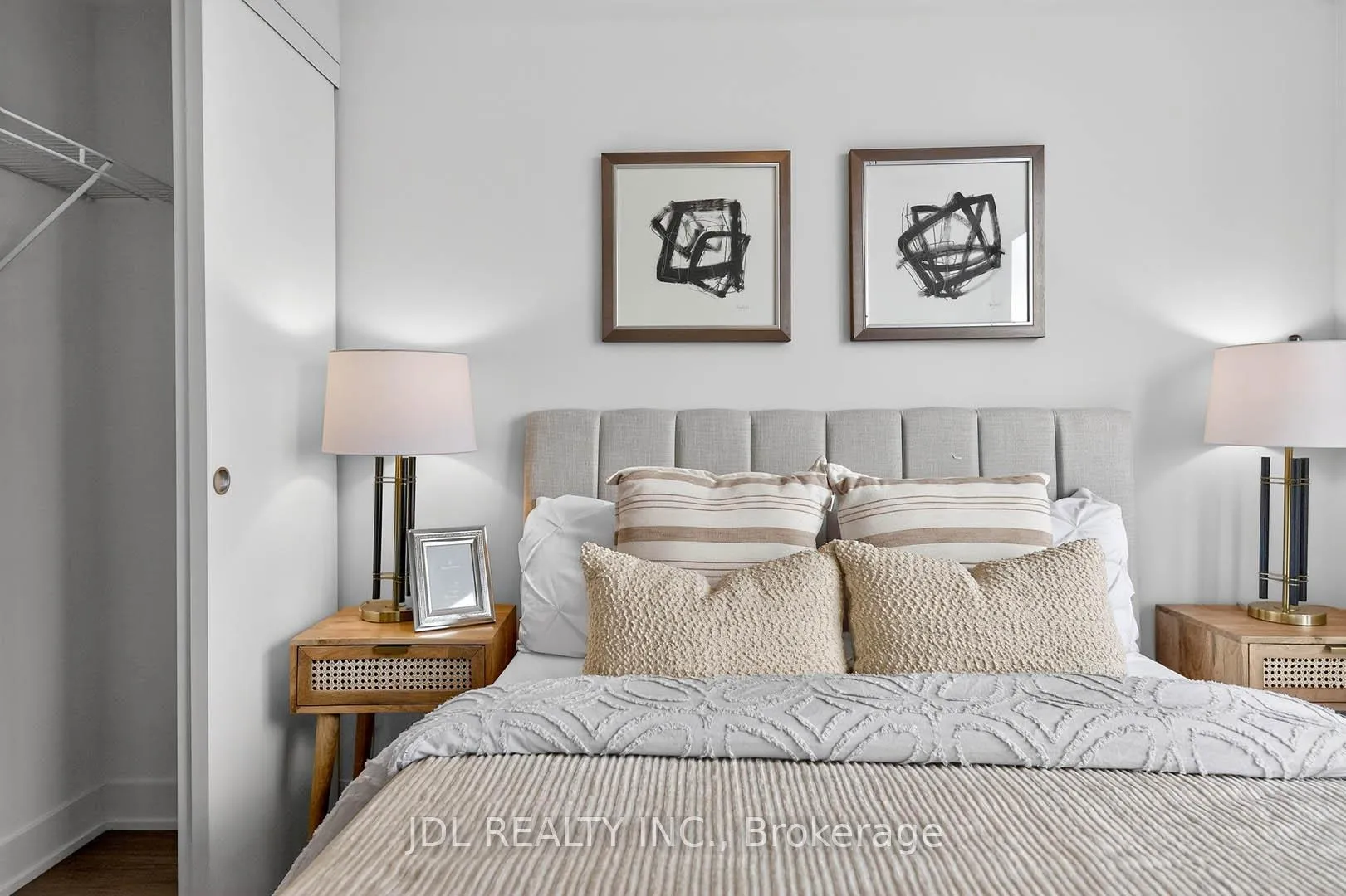 Photo 25 of Unit 2804, 8 Cumberland Street, Toronto, The Annex — HOMEH