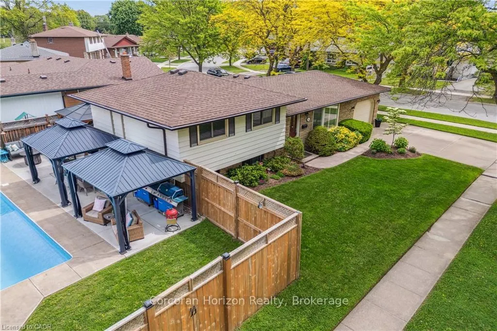 Photo 7 of 6845 Wilinger Street, Niagara Falls, Stamford — HOMEH
