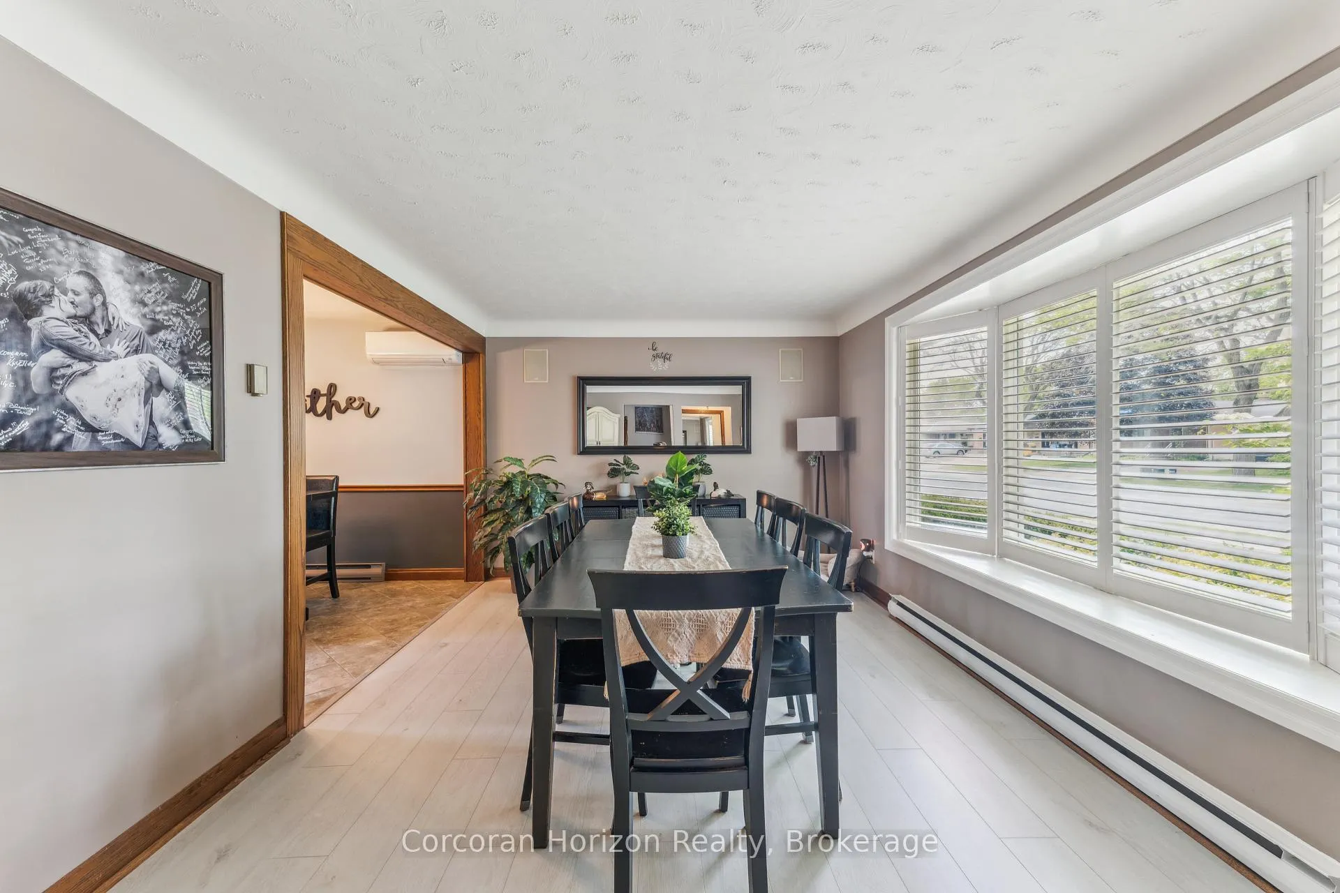 Photo 11 of 6845 Wilinger Street, Niagara Falls, Stamford — HOMEH