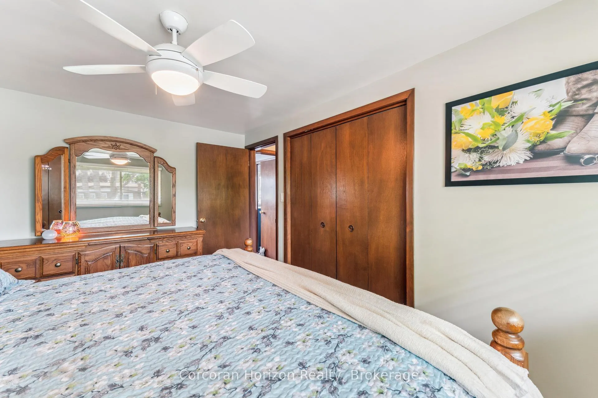 Photo 23 of 6845 Wilinger Street, Niagara Falls, Stamford — HOMEH