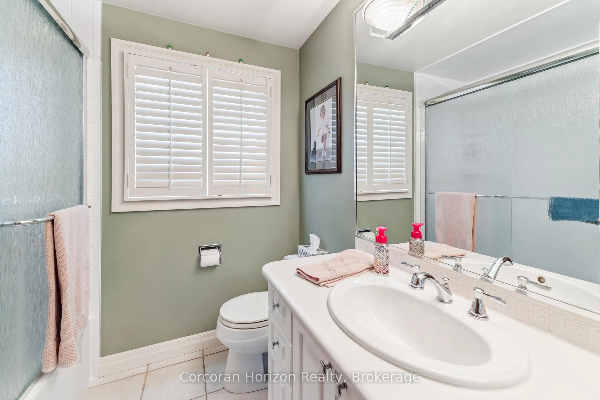 Photo 27 of 6845 Wilinger Street, Niagara Falls, Stamford — HOMEH