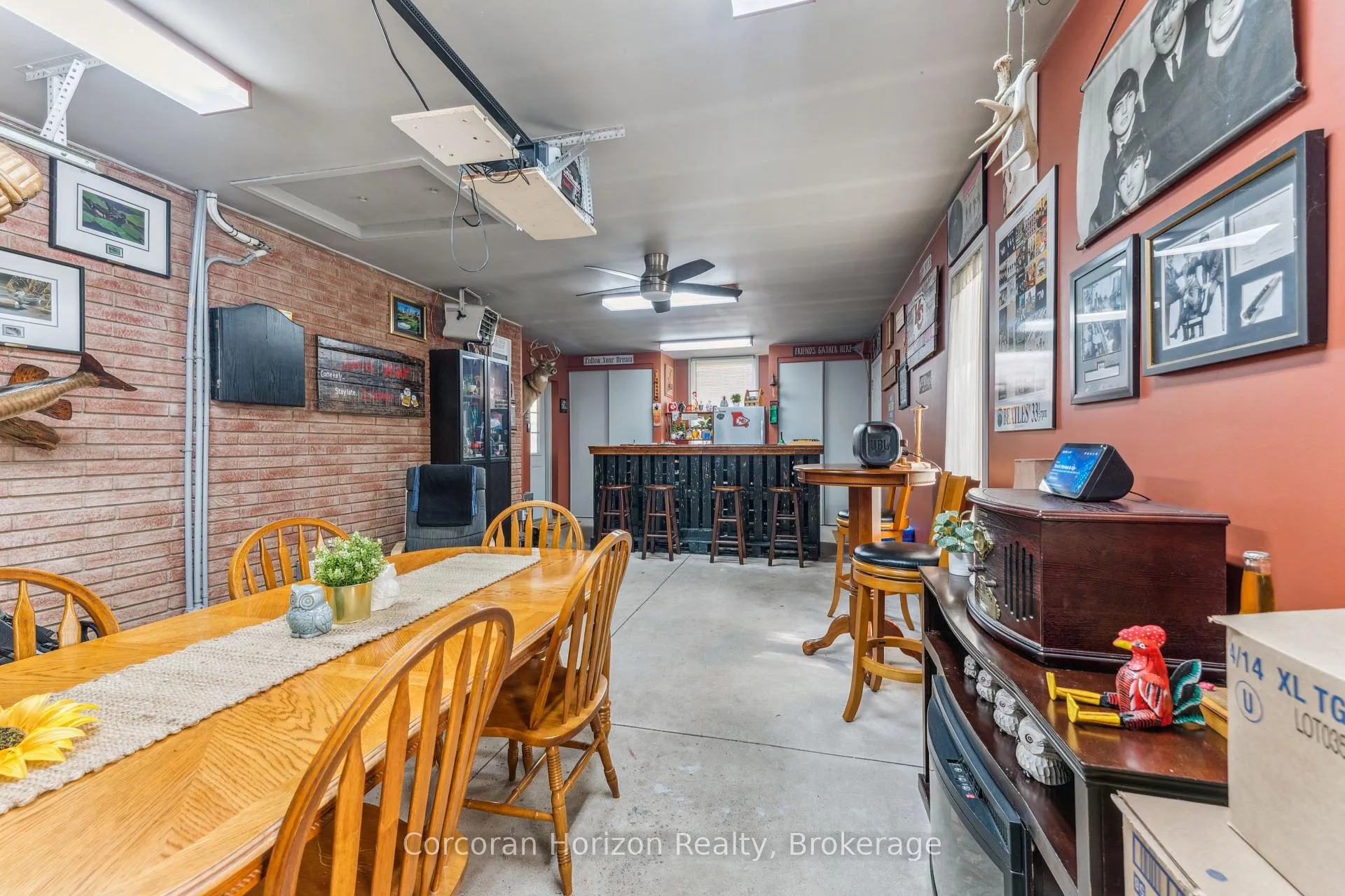 Photo 38 of 6845 Wilinger Street, Niagara Falls, Stamford — HOMEH