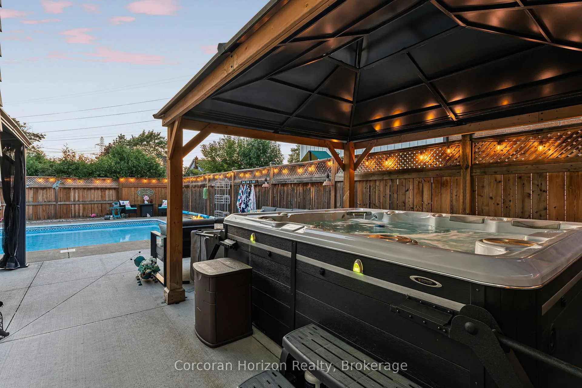 Photo 48 of 6845 Wilinger Street, Niagara Falls, Stamford — HOMEH