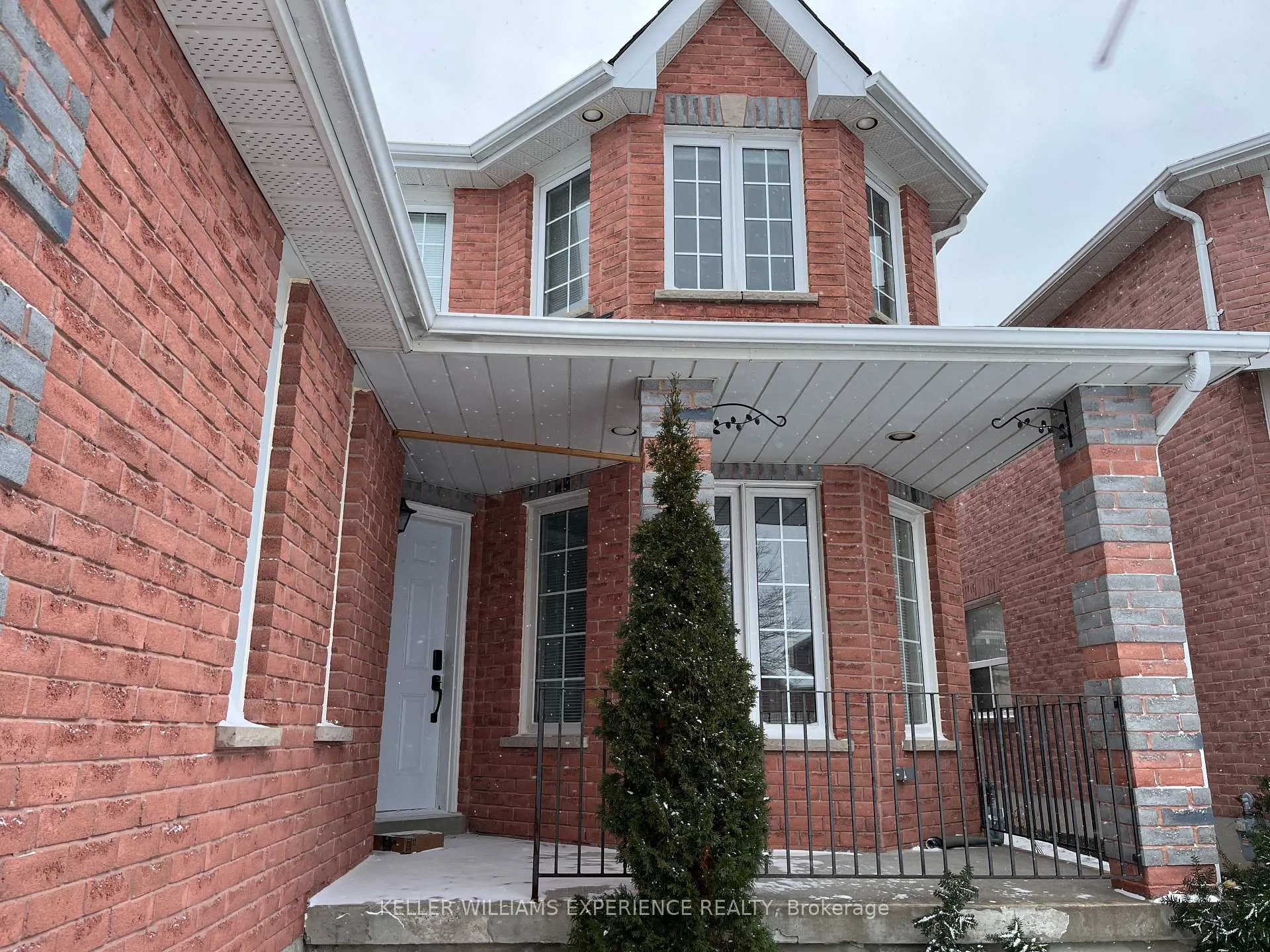 Photo 3 of 59 Birchwood Drive, Barrie, East Bayfield — HOMEH
