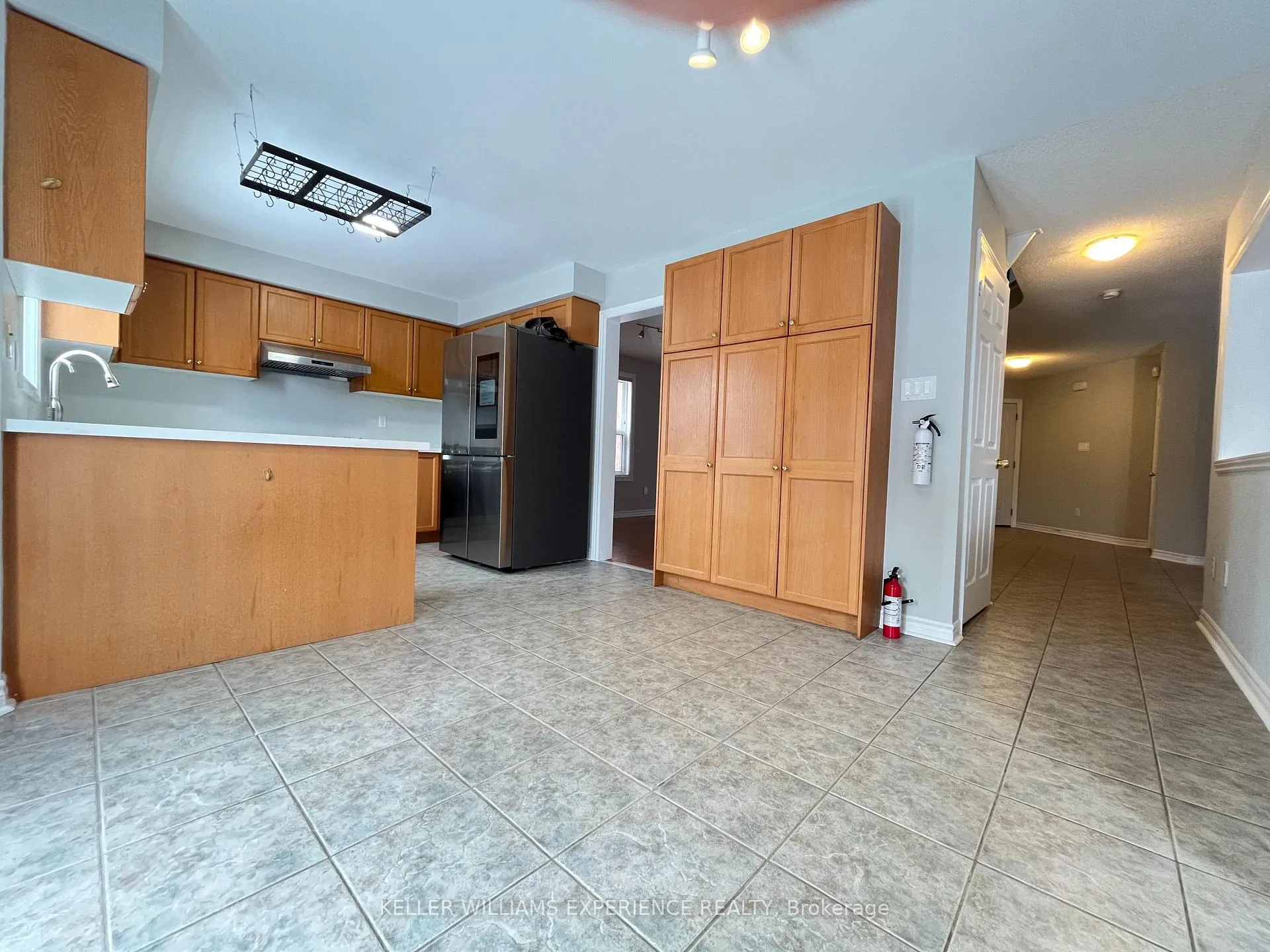 Photo 6 of 59 Birchwood Drive, Barrie, East Bayfield — HOMEH
