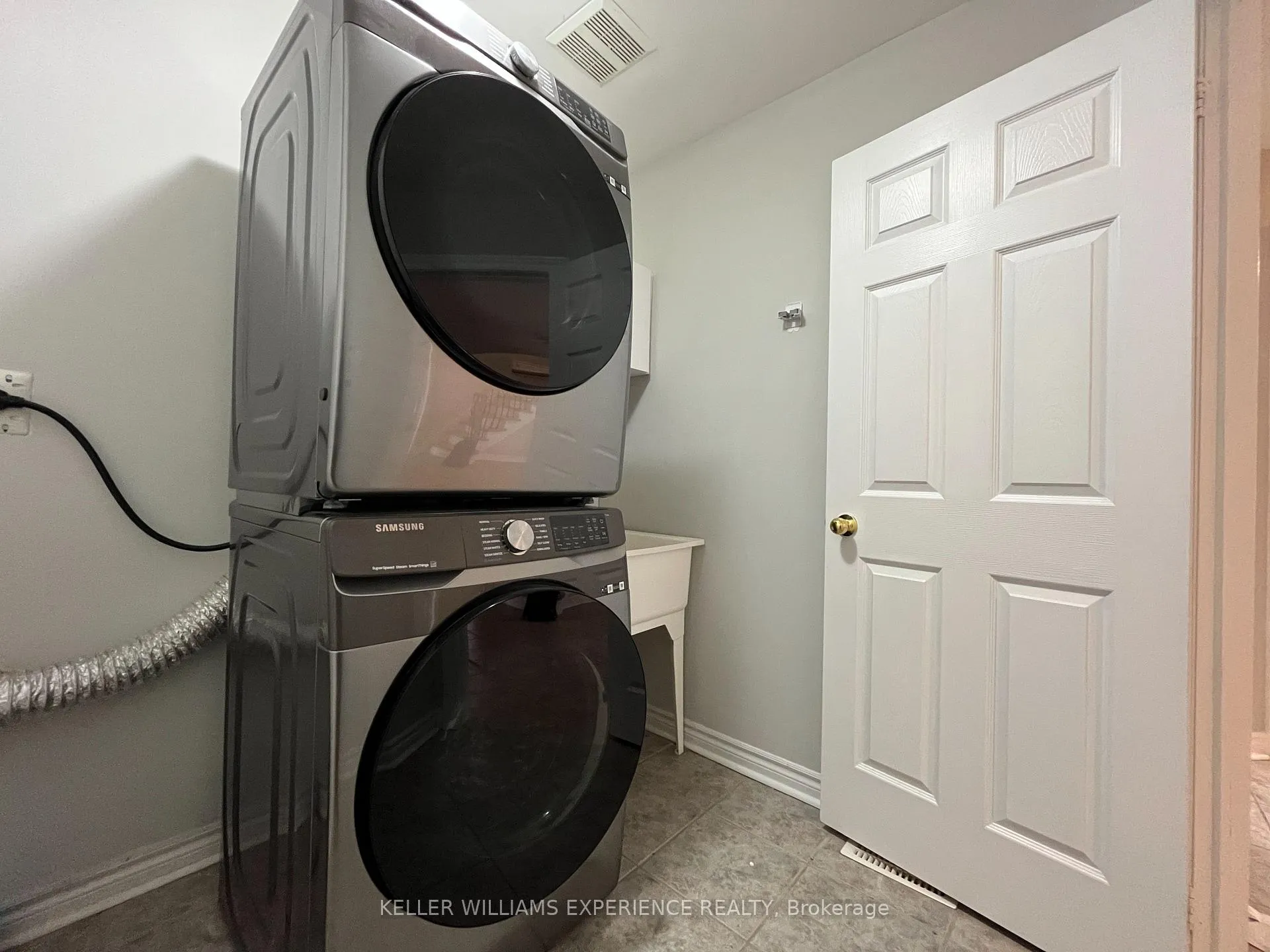 Photo 20 of 59 Birchwood Drive, Barrie, East Bayfield — HOMEH
