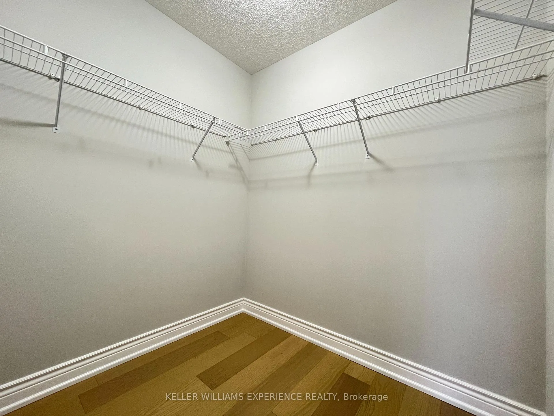 Photo 25 of 59 Birchwood Drive, Barrie, East Bayfield — HOMEH