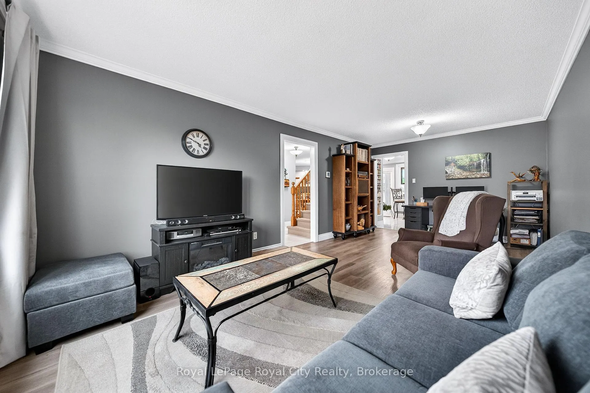 Photo 5 of 361 Stephanie Drive, Guelph, Willow West/Sugarbush/West Acres — HOMEH