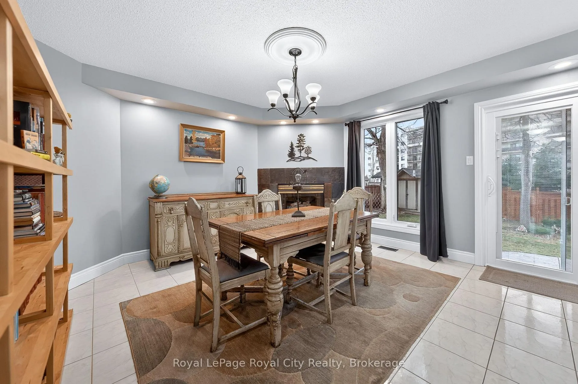 Photo 12 of 361 Stephanie Drive, Guelph, Willow West/Sugarbush/West Acres — HOMEH