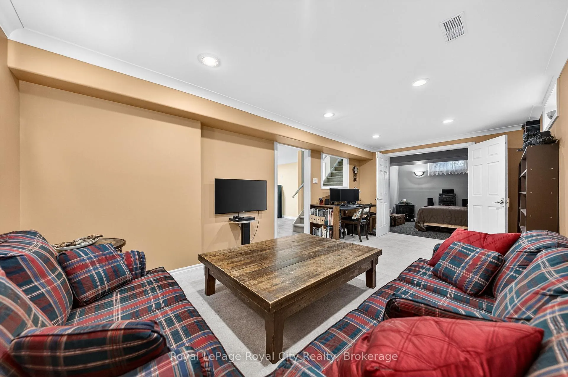 Photo 25 of 361 Stephanie Drive, Guelph, Willow West/Sugarbush/West Acres — HOMEH