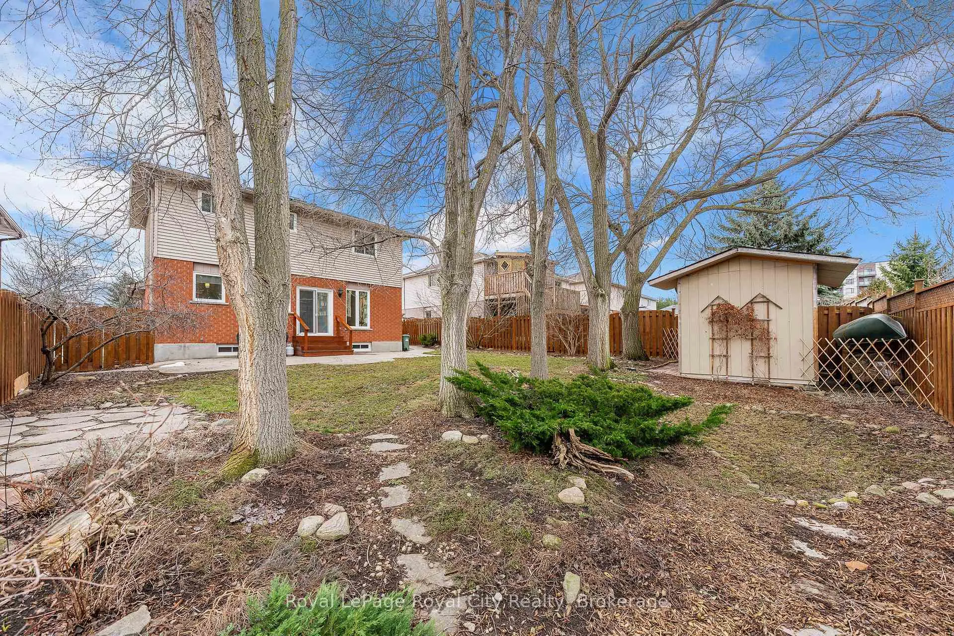 Photo 30 of 361 Stephanie Drive, Guelph, Willow West/Sugarbush/West Acres — HOMEH