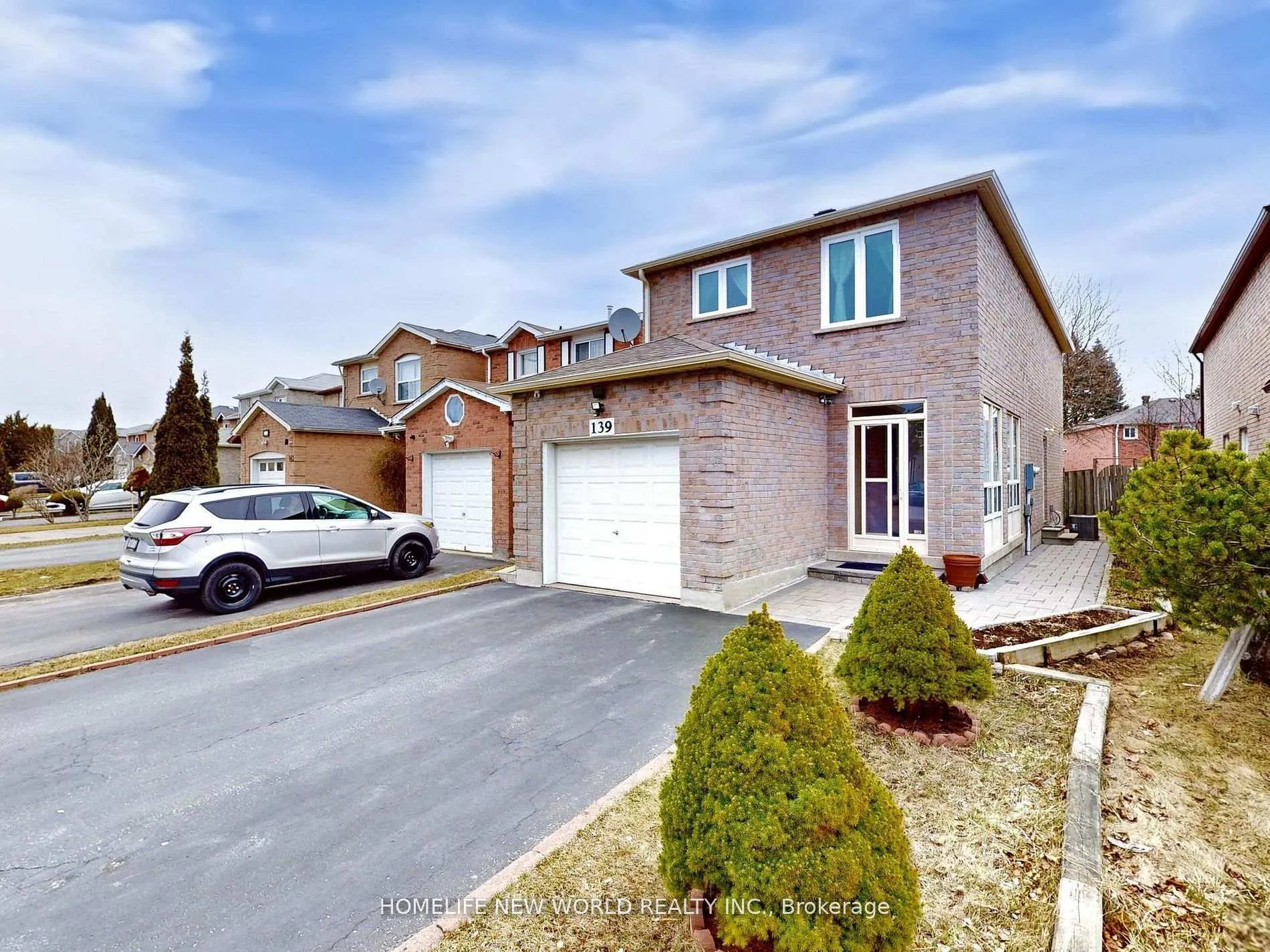 Photo 2 of 139 Galbraith Crescent, Markham, Milliken Mills East — HOMEH