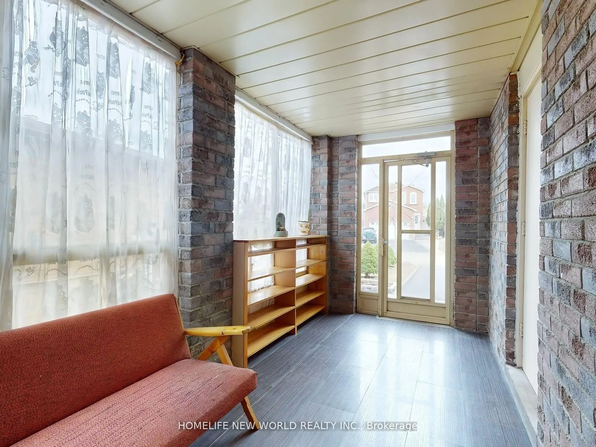 Photo 3 of 139 Galbraith Crescent, Markham, Milliken Mills East — HOMEH
