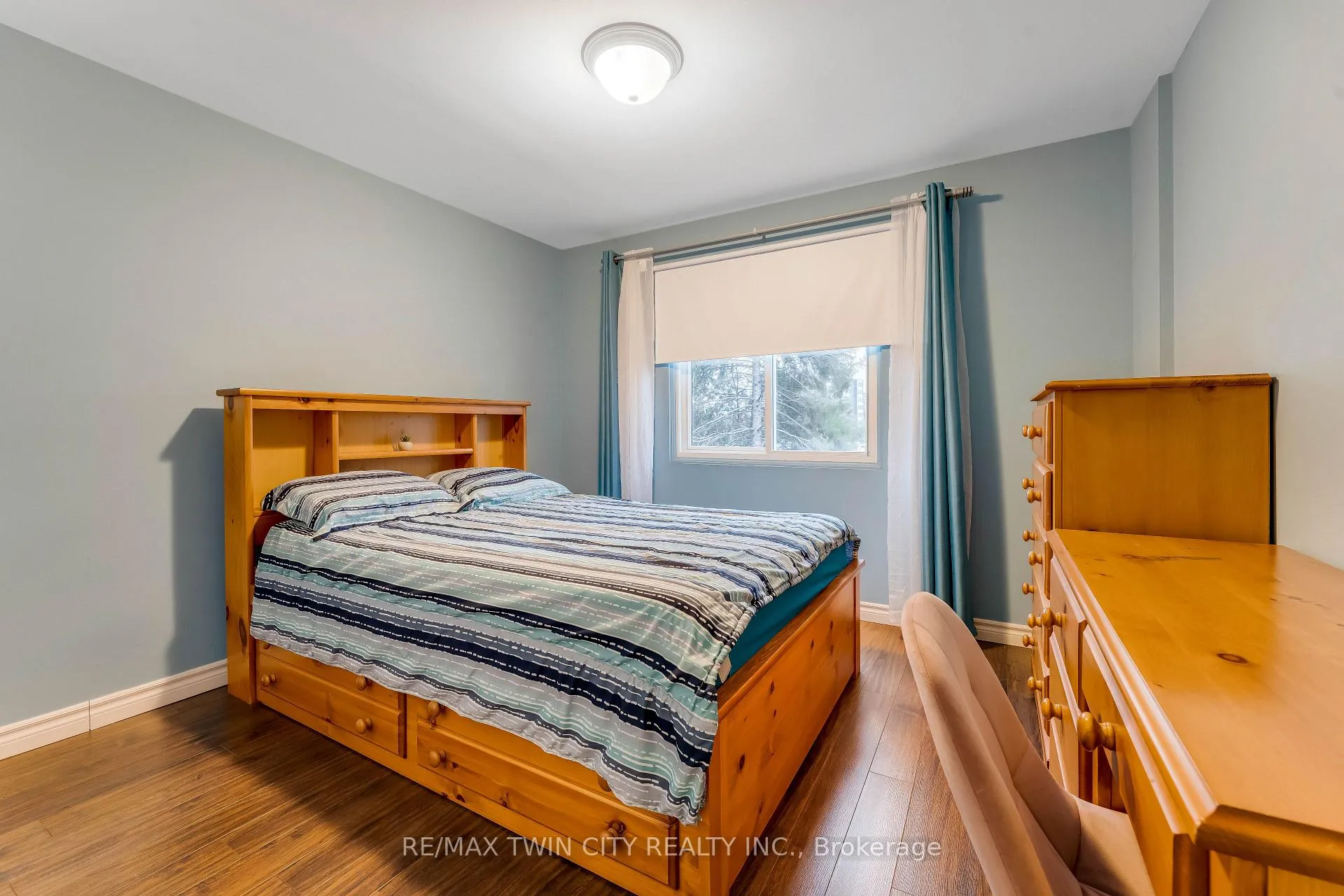 Photo 10 of 86 Overlea Drive, Kitchener — HOMEH