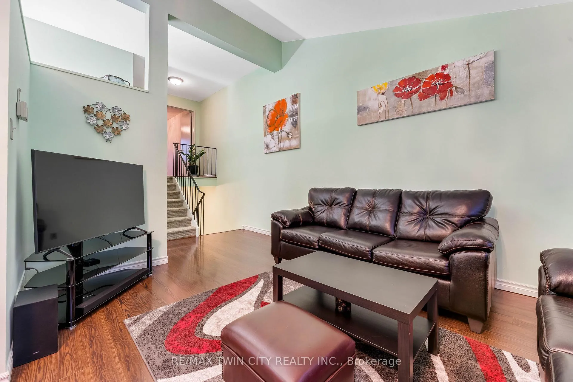 Photo 16 of 86 Overlea Drive, Kitchener — HOMEH