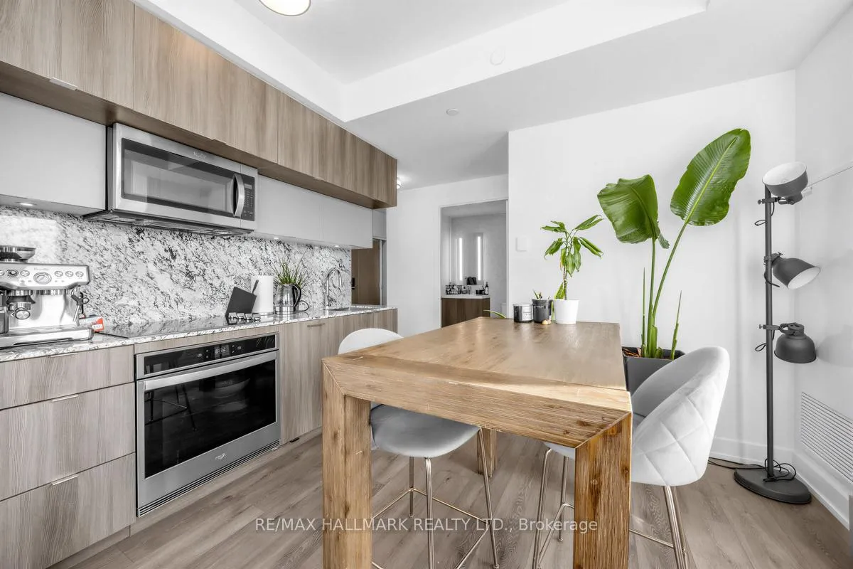 Photo 7 of Unit 2508, 575 Bloor Street E, Toronto, North St. James Town — HOMEH