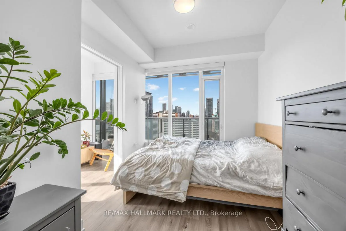 Photo 13 of Unit 2508, 575 Bloor Street E, Toronto, North St. James Town — HOMEH