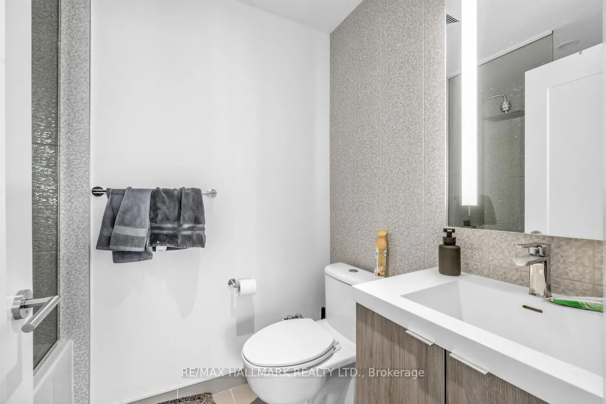 Photo 15 of Unit 2508, 575 Bloor Street E, Toronto, North St. James Town — HOMEH
