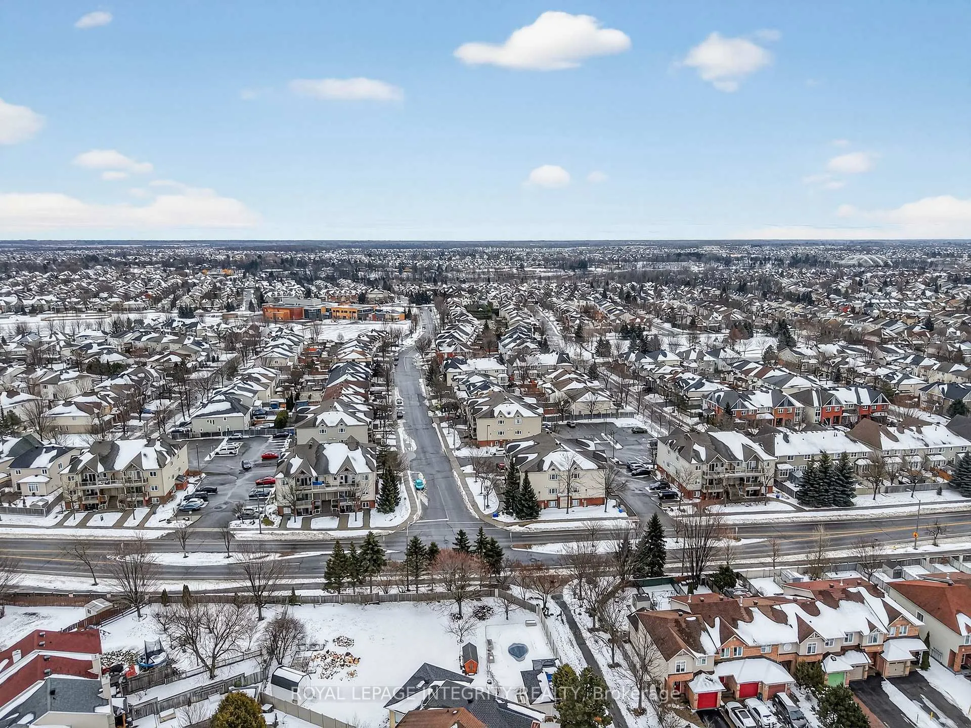 Photo 37 of Unit E, 156 Waterbridge Drive E, Ottawa, Barrhaven East — HOMEH