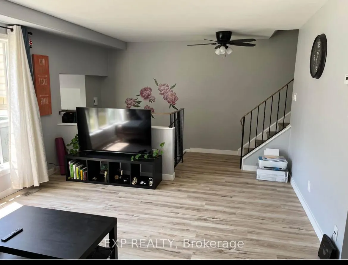 Photo 3 of Unit 135, 20 A Sonnet Crescent, Ottawa, Westcliffe Estates — HOMEH