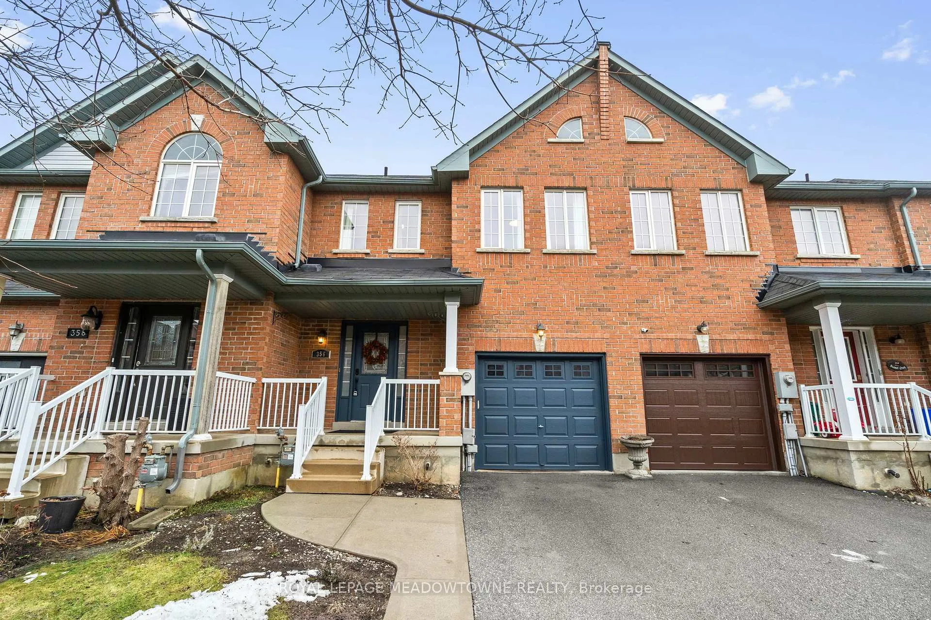 Photo 1 of 356 Bussel Crescent, Milton, Clarke — HOMEH