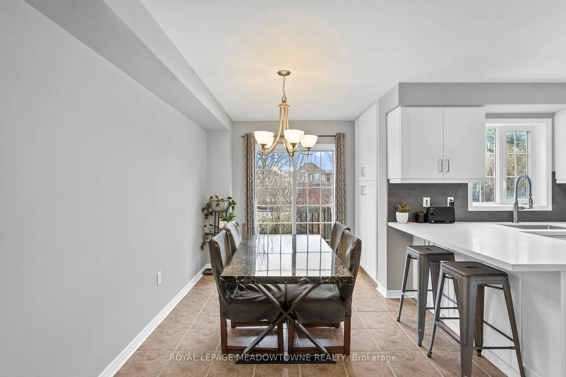 Photo 12 of 356 Bussel Crescent, Milton, Clarke — HOMEH