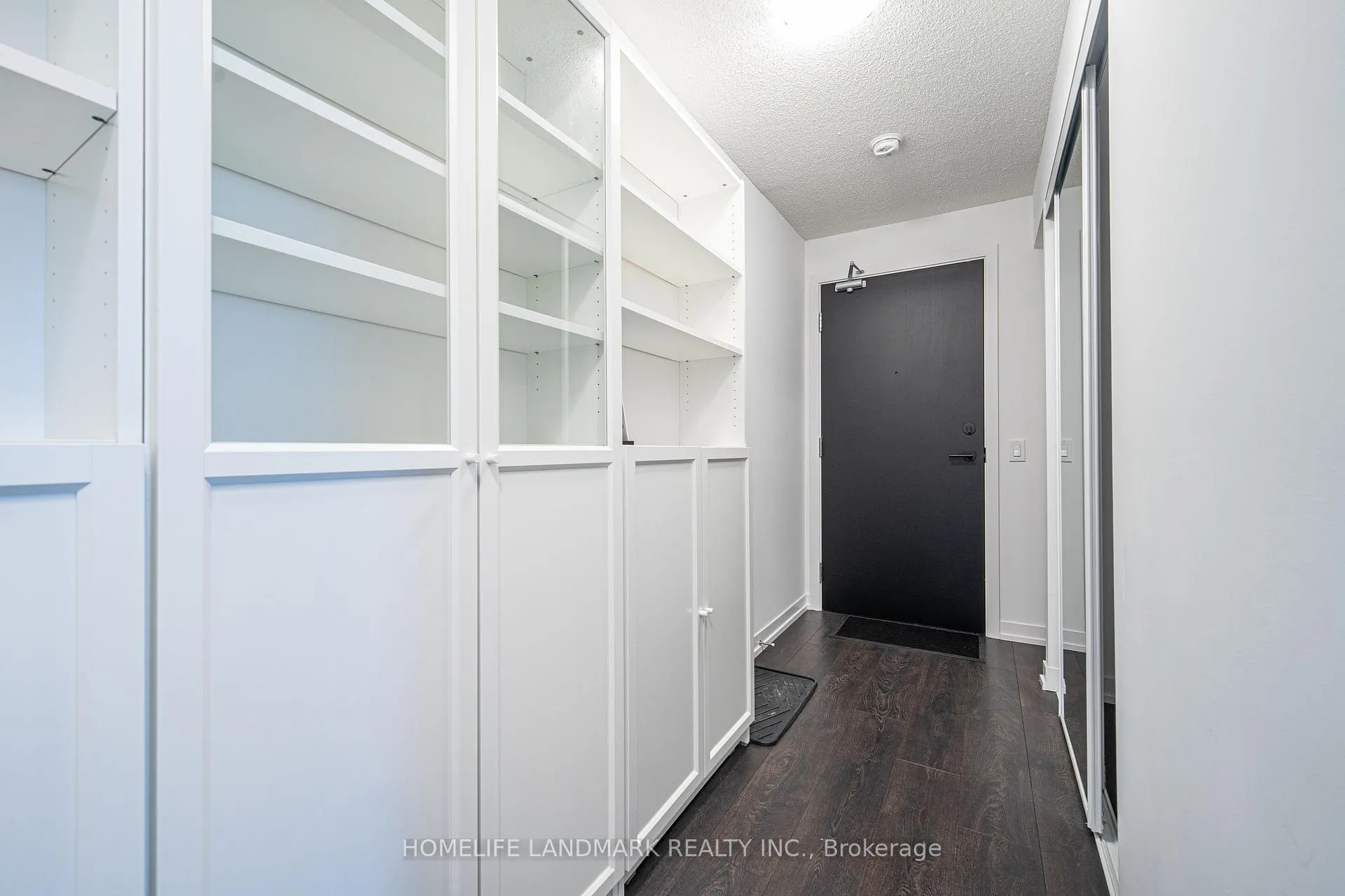 Photo 3 of Unit 2610, 125 Redpath Avenue, Toronto, Mount Pleasant West — HOMEH