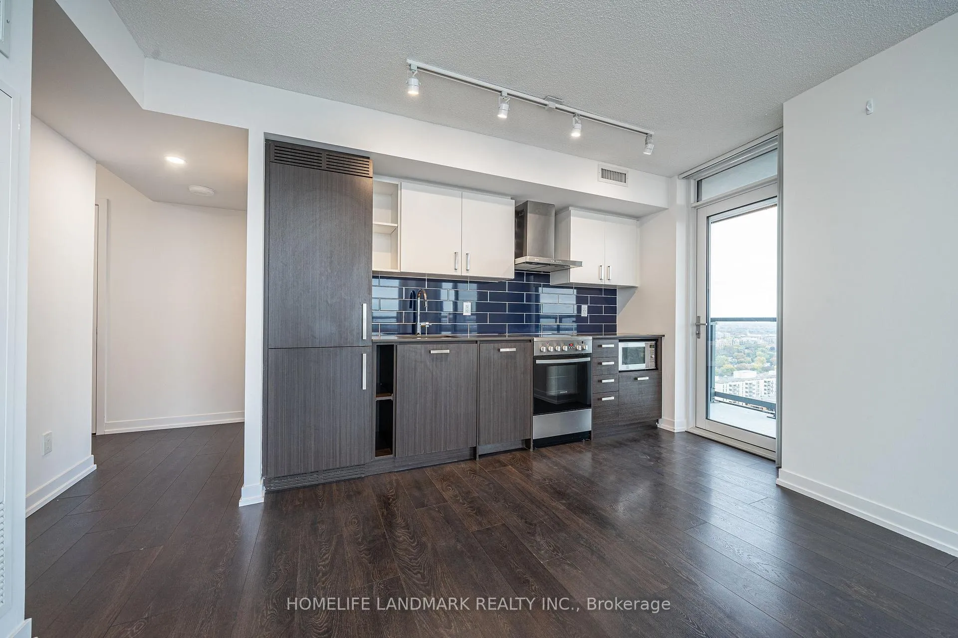Photo 5 of Unit 2610, 125 Redpath Avenue, Toronto, Mount Pleasant West — HOMEH